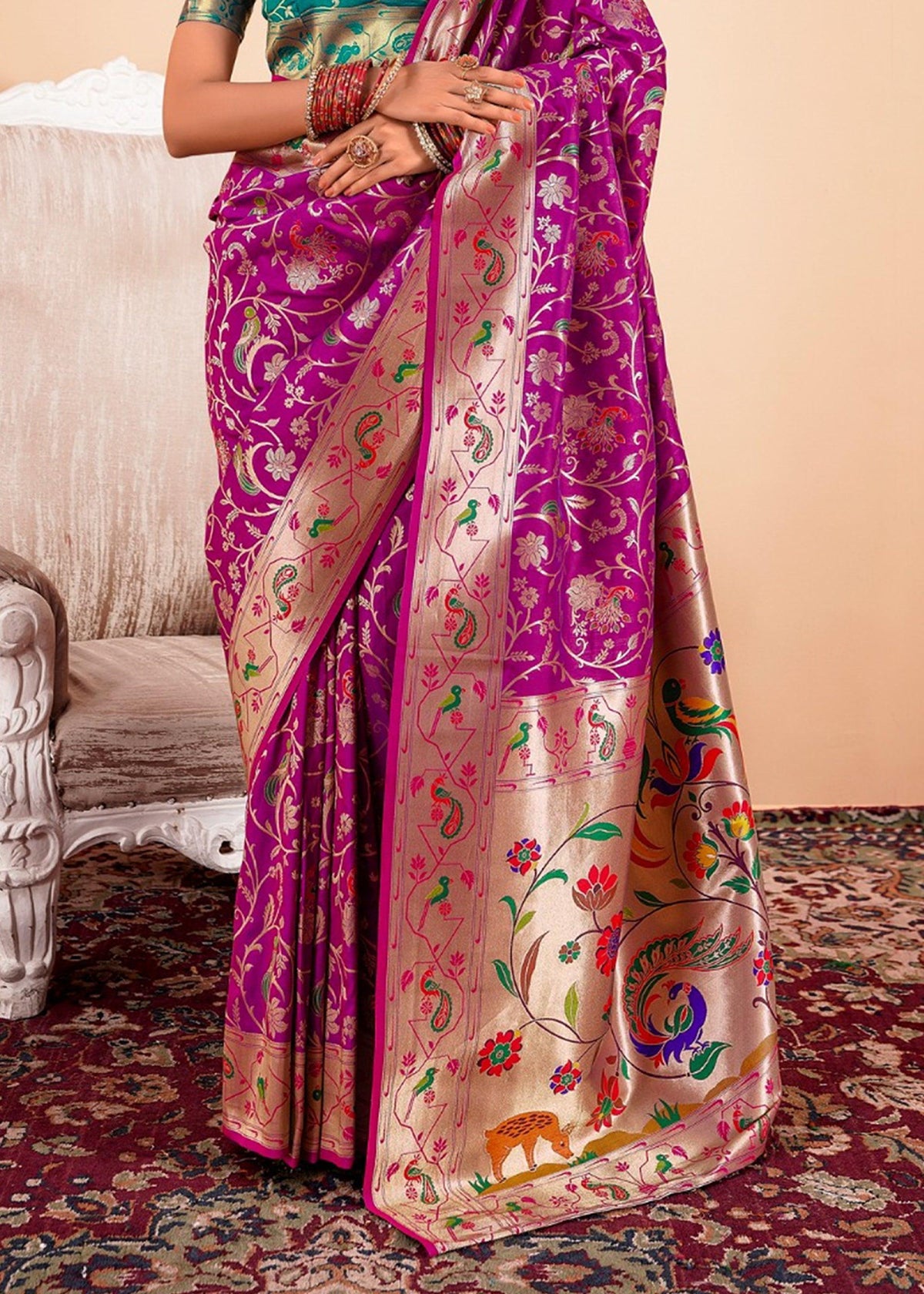 Orchid Purple Woven Paithani Silk Saree With Contrast Blouse
