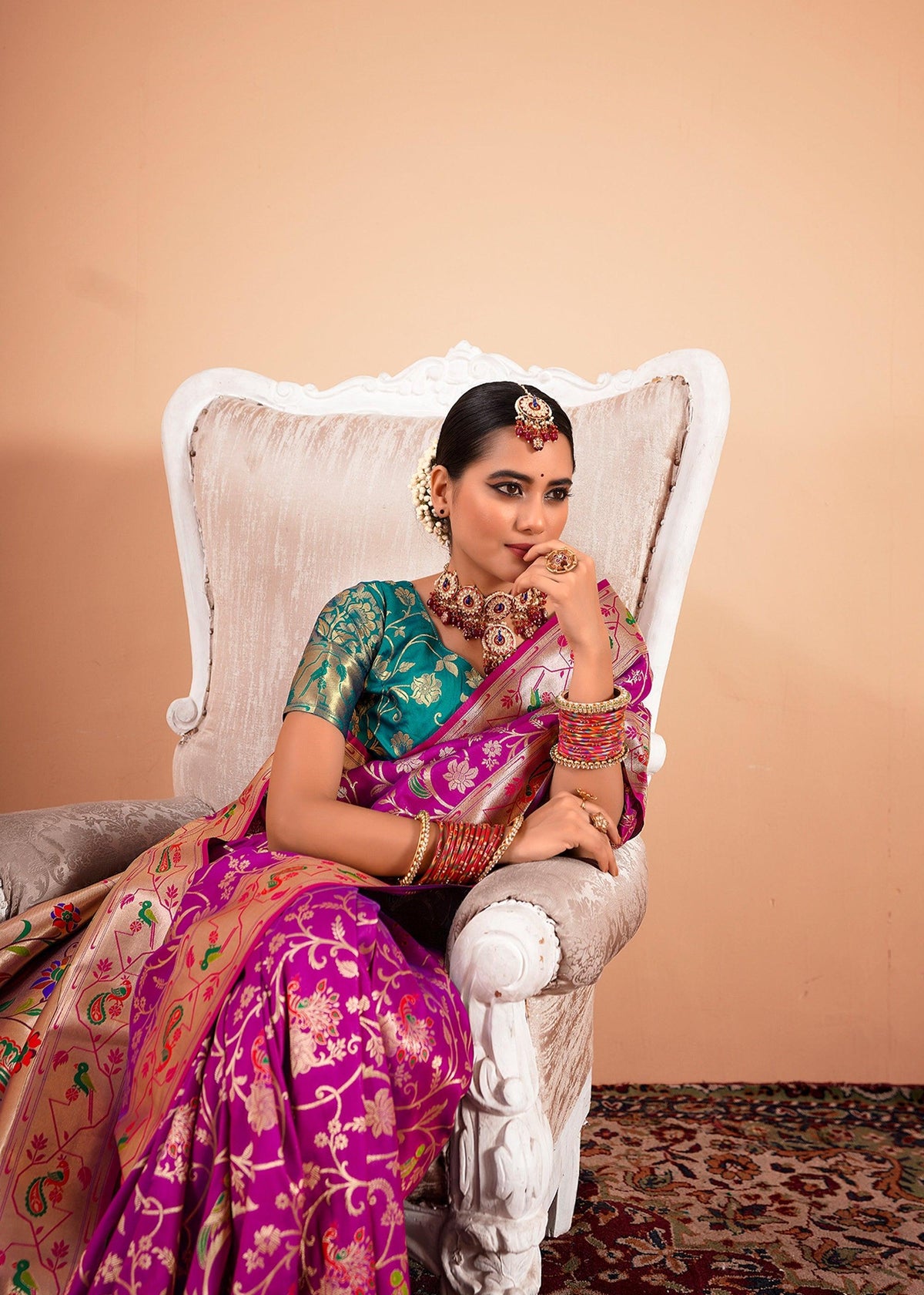 Orchid Purple Woven Paithani Silk Saree With Contrast Blouse