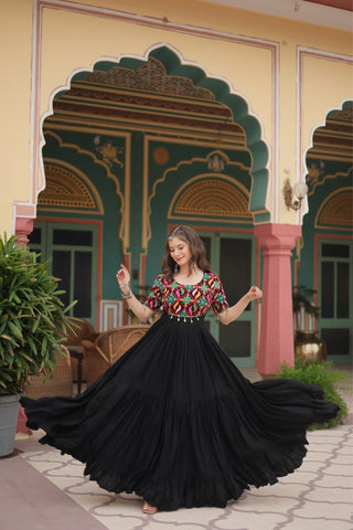 Kutchi Gamthi Work Gown For Navratri - women's fashion mart
