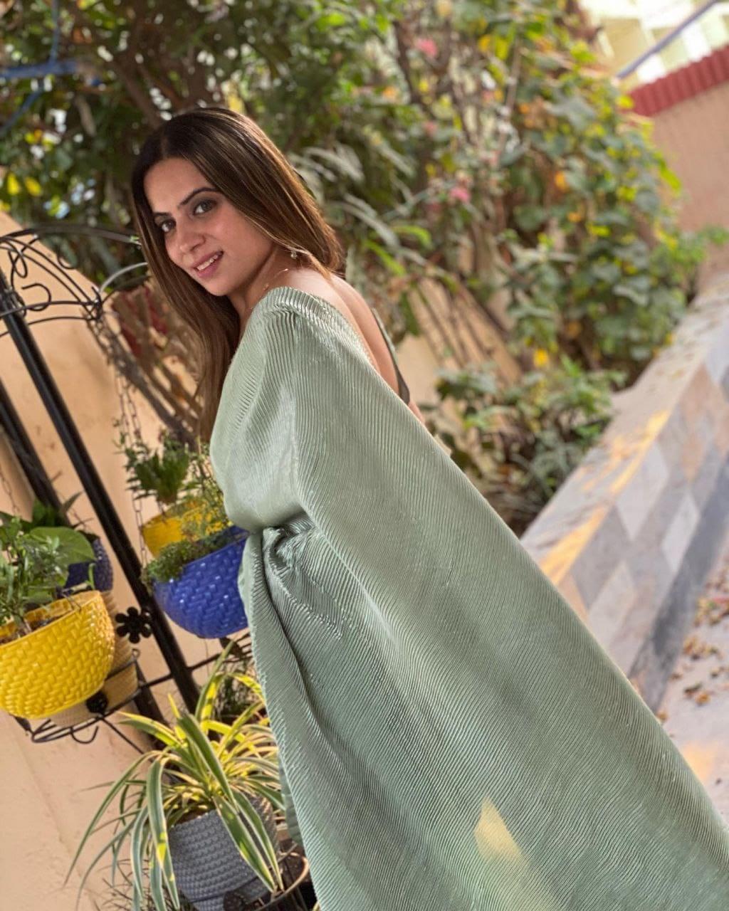 1 min ready to wear pista green crush saree -Georgette Saree Default Title women's fashion mart