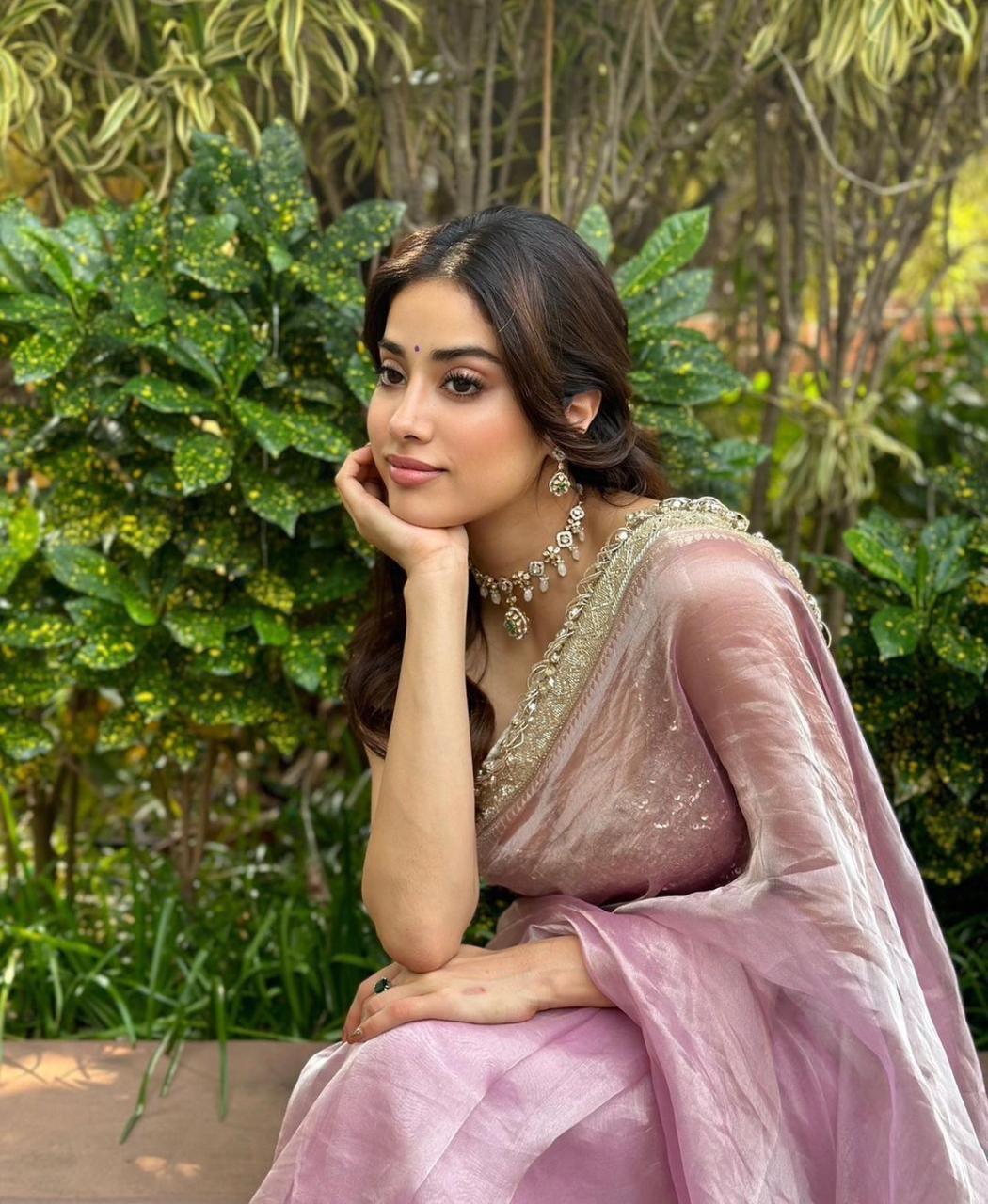 Baby Pink Colour Saree With Golden Border -PARTY WEAR SAREE Default Title women's fashion mart