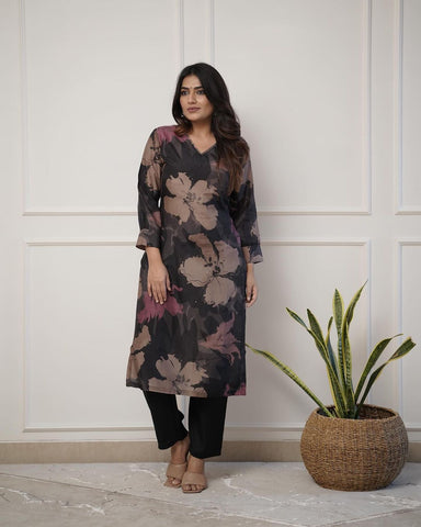 💃Enjoy New Floral Kurta Pant set with amazing lace Work ❤️ (WACD01)  women's fashion mart