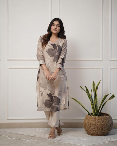 💃Enjoy New Floral Kurta Pant set with amazing lace Work ❤️ (WACD03)  women's fashion mart