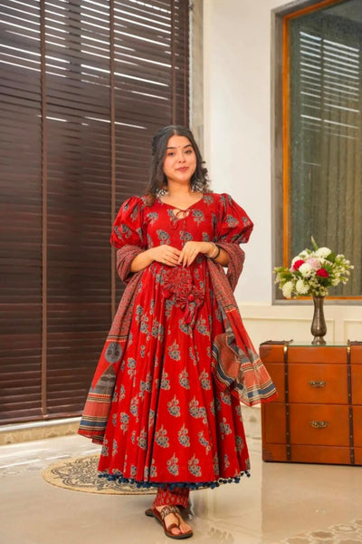 Floral Kurti Set with Tassels and Dori Work - S women's fashion mart