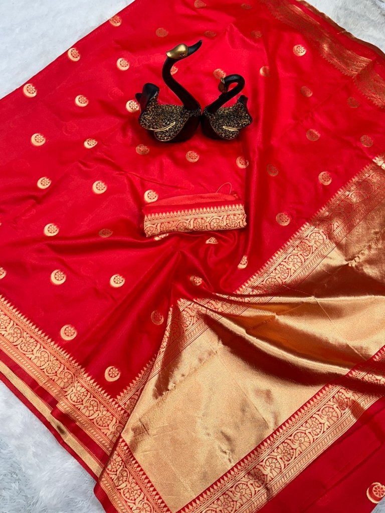 Bollywood Style Chaand Buta Banarasi Silk Saree - women's fashion mart