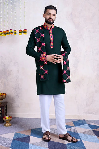 Green Color Men's Wear Embroidered Kurta with Dupatta Collection -Men's Wear M SIZE women's fashion mart